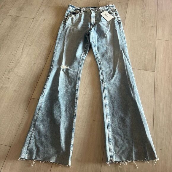 AG Alexxis bootcut Jean size 28